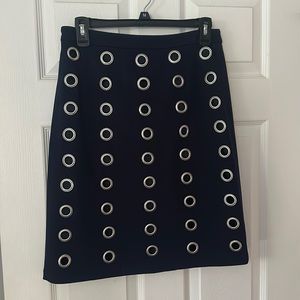 New navy skirt w/silver grommets-smoke free home